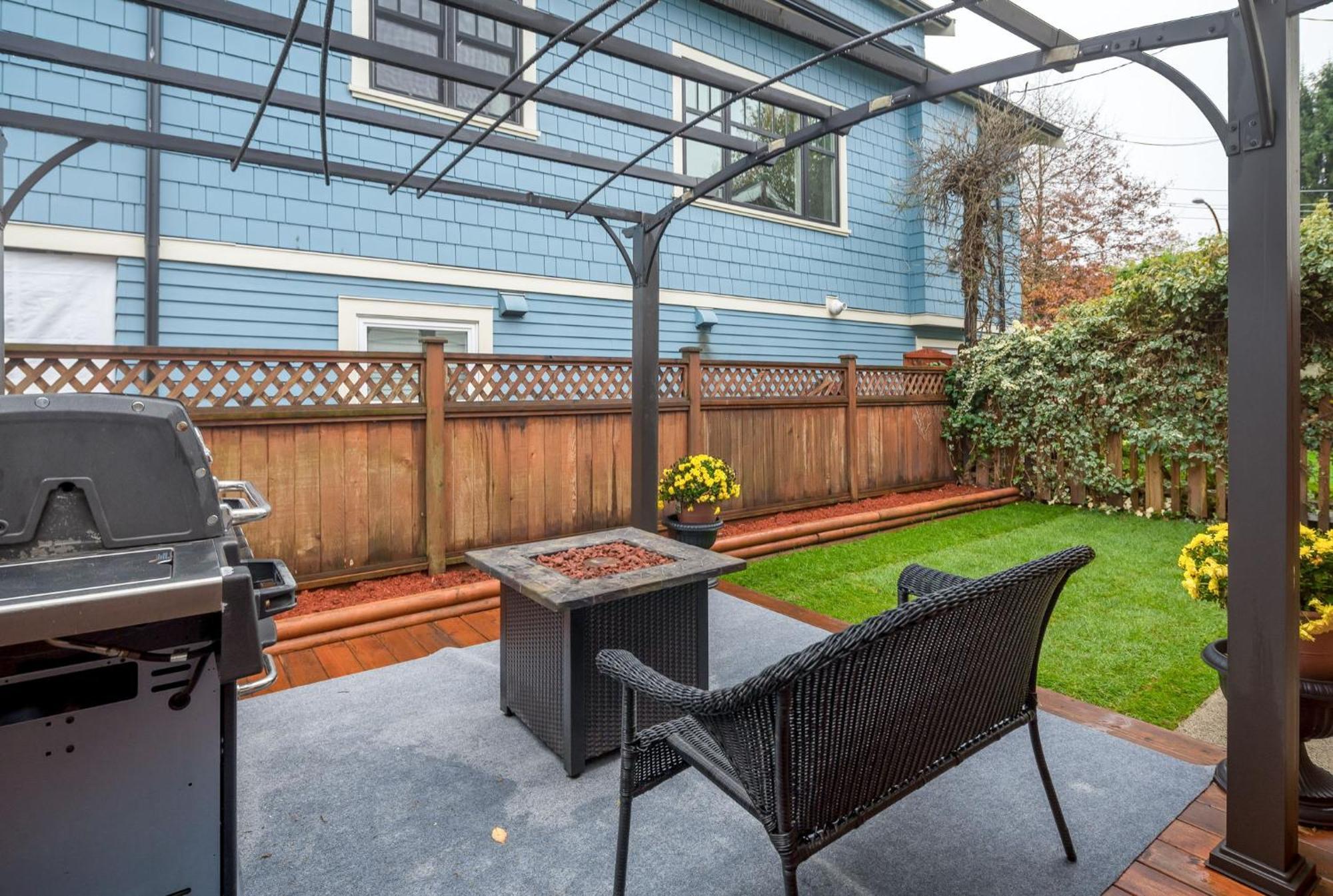 La Maison Vancouver Exterior photo